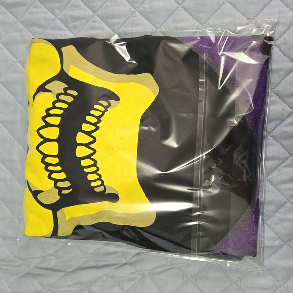 (C) Graphic Skeletor Tee - Picture 7 of 7